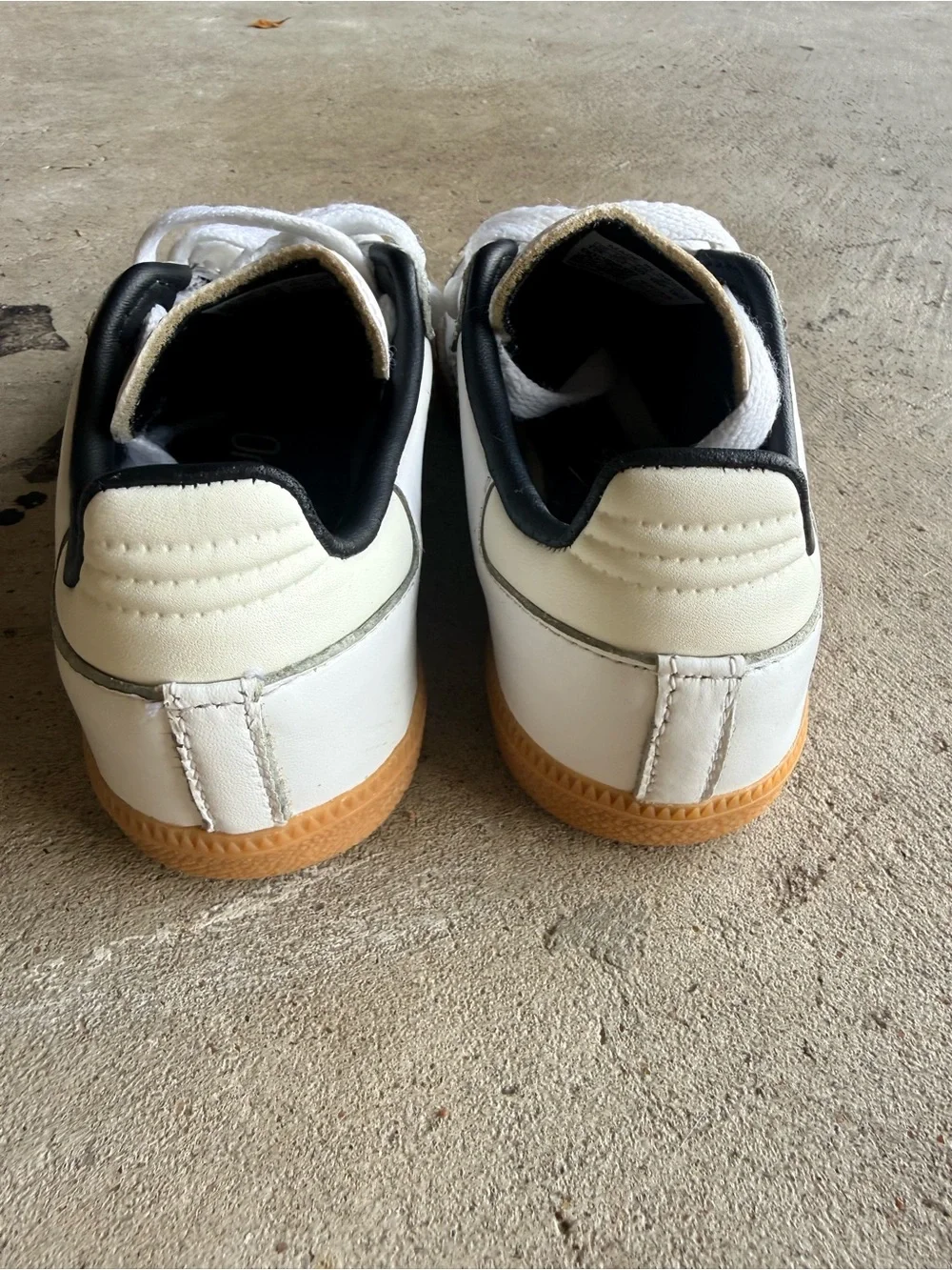 adidas Kids White & Black Classic Sneakers with Gum Sole